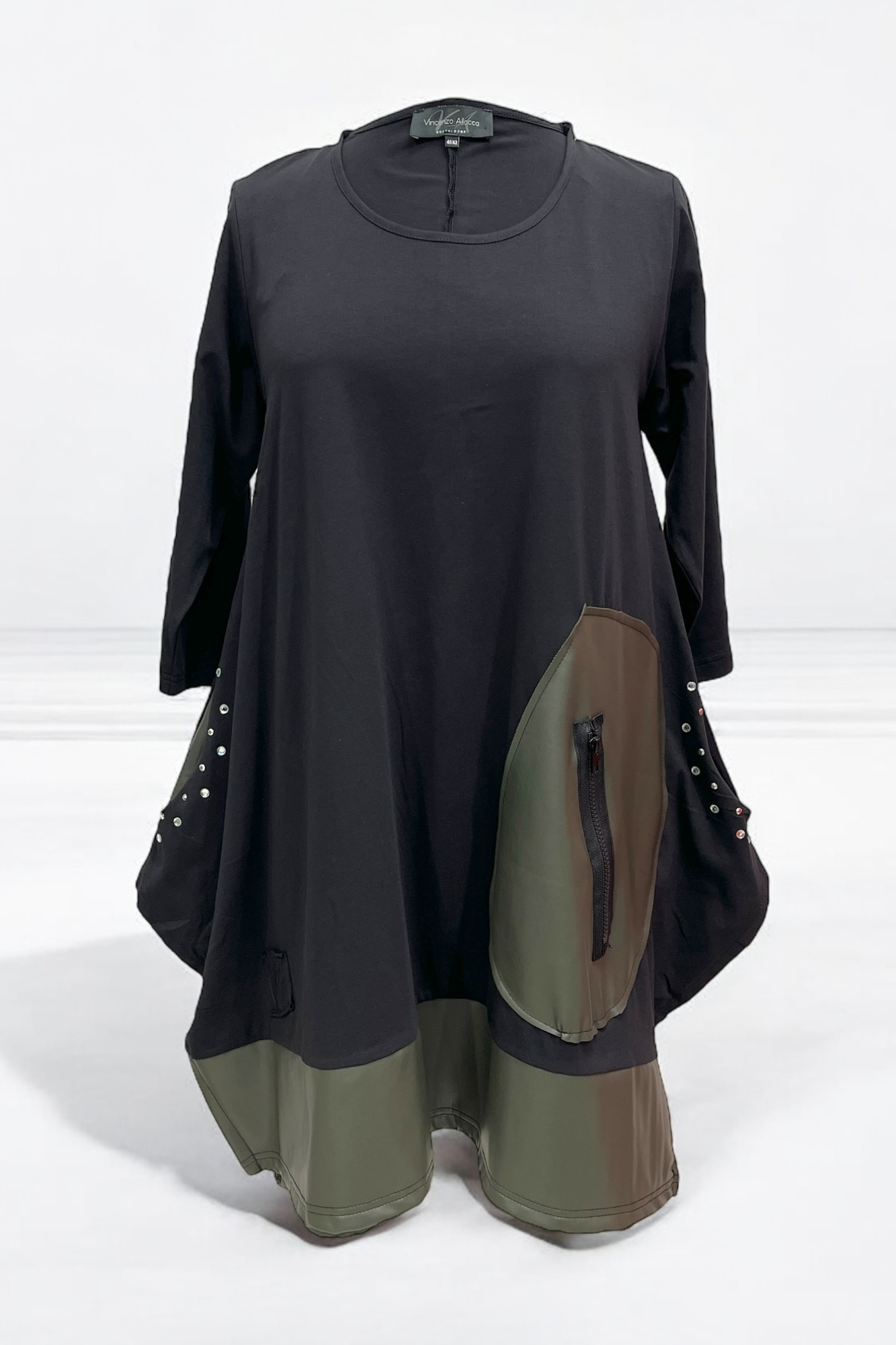 Tunic with patches 7470