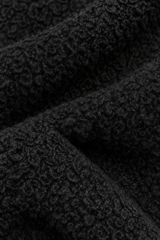 Bouclé Mantel Oversize