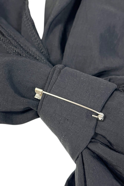 Schleife aus Techno-Stoff