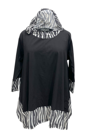 Tunic made of jersey and mesh