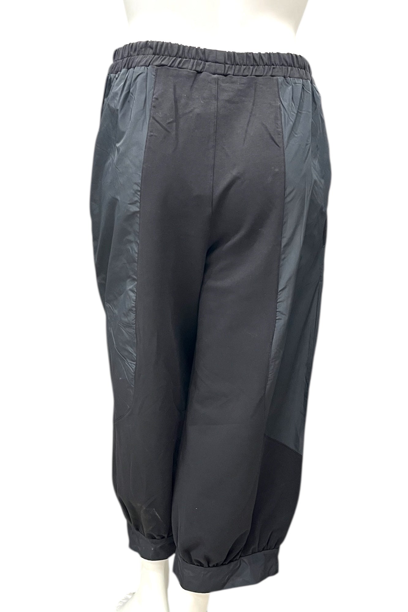 Ballonhose mit Memory-Stoff