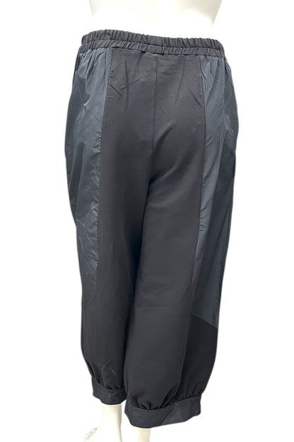 Ballonhose mit Memory-Stoff