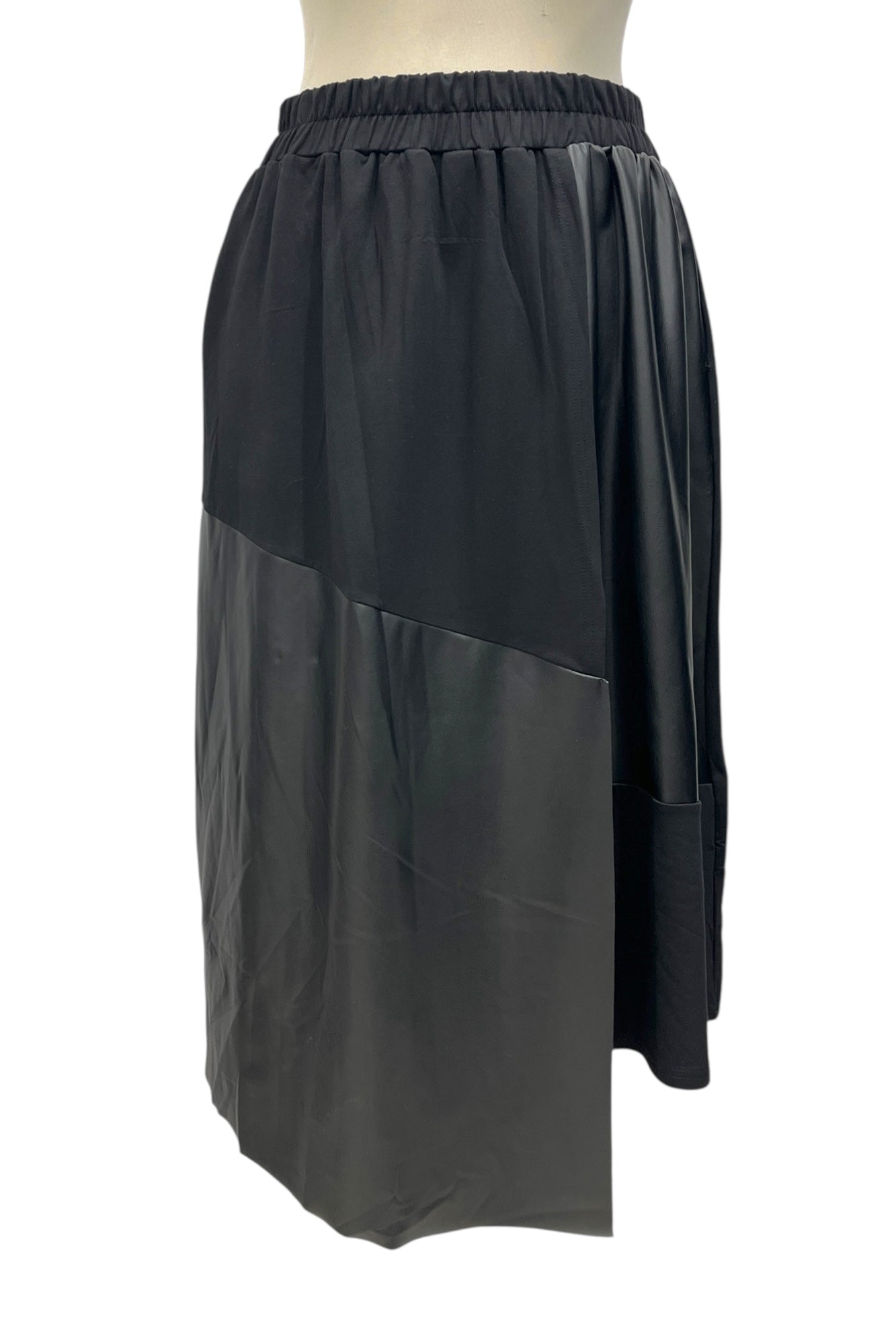 Rock im Material-Mix