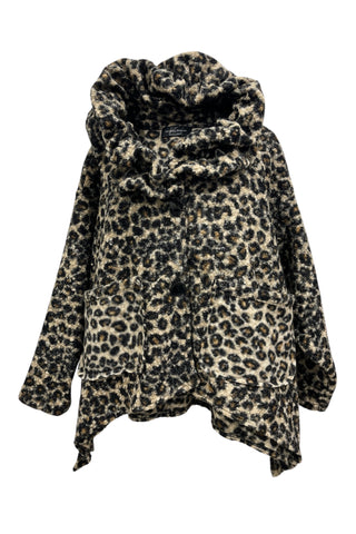 Damen Jacke von Vincenzo Allocca aus Woll-Mix mit Animal-Print, drapiertem Kragen, A-Linie, seitlich längerem Schnitt und aufgesetzten Taschen.