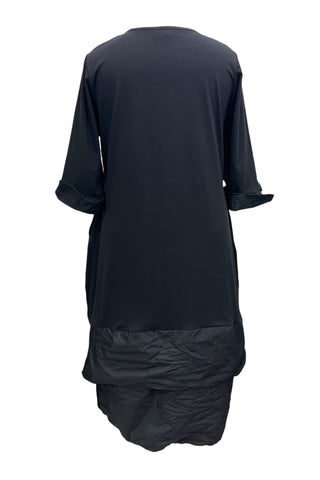 Kleid Linda im Materialmix mit Lackapplikation