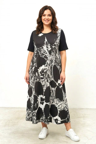 Jersey dress by Frenzi