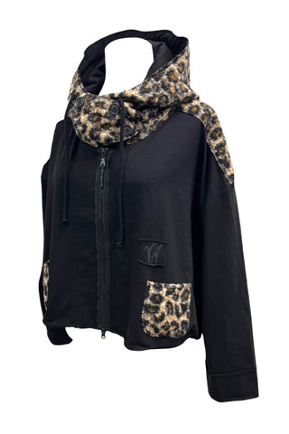 Vincenzo Allocca Plus Size Kurzjacke aus Baumwolle mit Leo-Wollmix-Einsätzen, Kapuze und 2-Wege-Reißverschluss – Damenmode in großen Größen.

