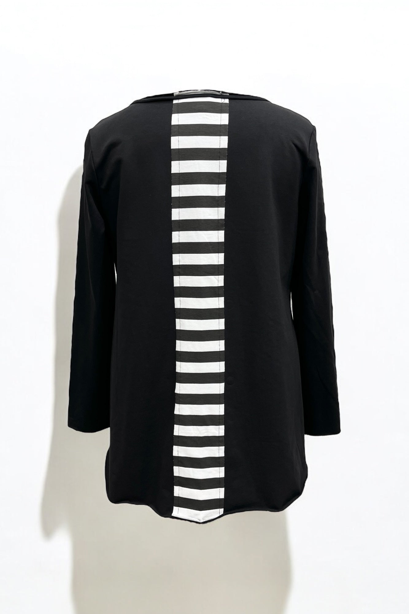 Jacket with Stripeapplication