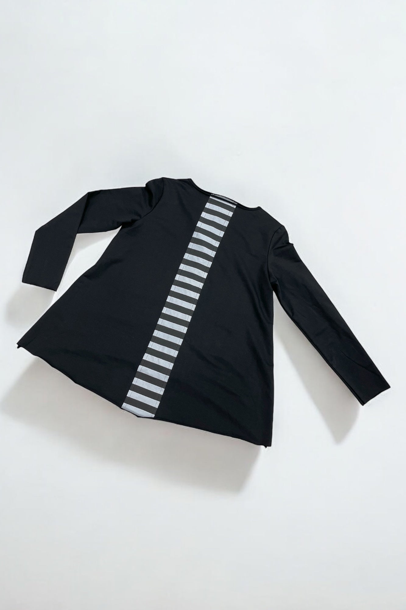 Jacket with Stripeapplication