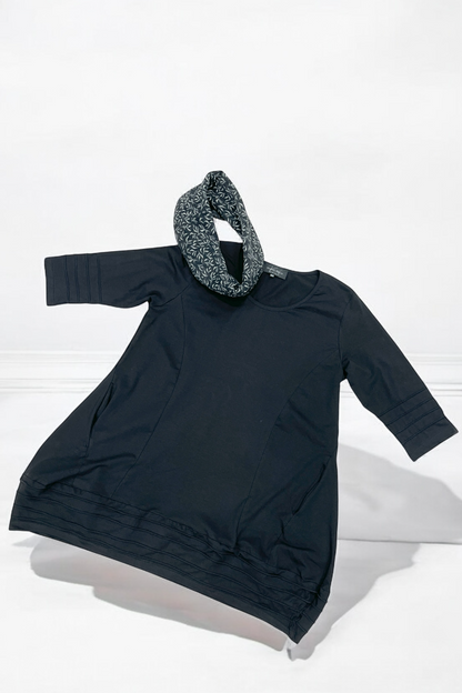 Tunic with removable turtleneck 842