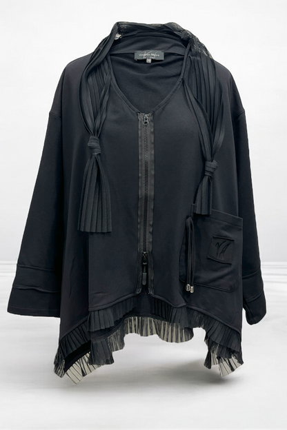 Jacke mit Patches und Tüll