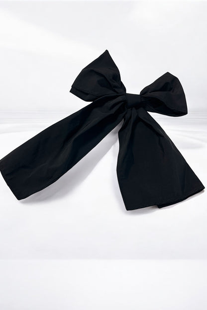 Schleife aus Techno-Stoff