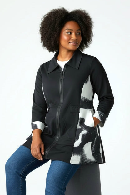 Jacket in a fabric mix