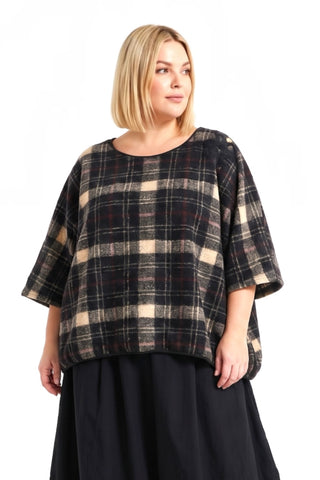 Kurzer kastiger Wollmix-Pullover mit Rosenapplikation am Ausschnitt und 3/4-Ärmeln – Plus Size Damenmode von Vincenzo Allocca