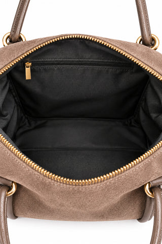 Tasche aus Wildleder in Taupe